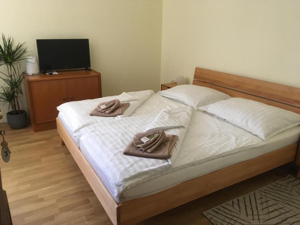 Lindenhof Ybbs Bed & Breakfast Ybbs an der Donau Luaran gambar